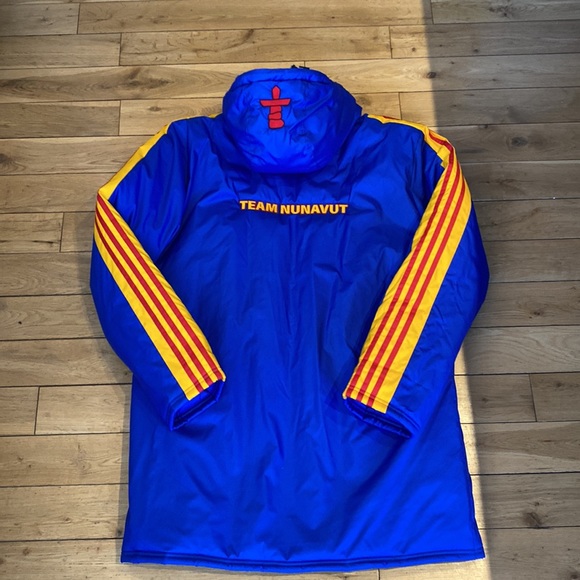 Adidas Long Winter Jacket (Team Nunavut). Men’s size Med., brand new condition. - Picture 3 of 7